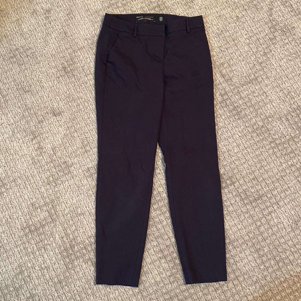 EUC RW&Co curvy fit dress pants navy blue size 4